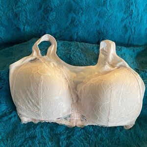 BUY 2 ITEMS & GET 1 FREE - LB Front Close Pink Lace Padded Bra Sz 38C Like New